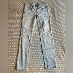 American Eagle Distressed Jeans